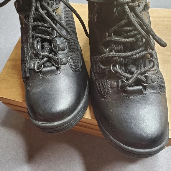 Ozark Trail Black Boots - Picture 7 of 7